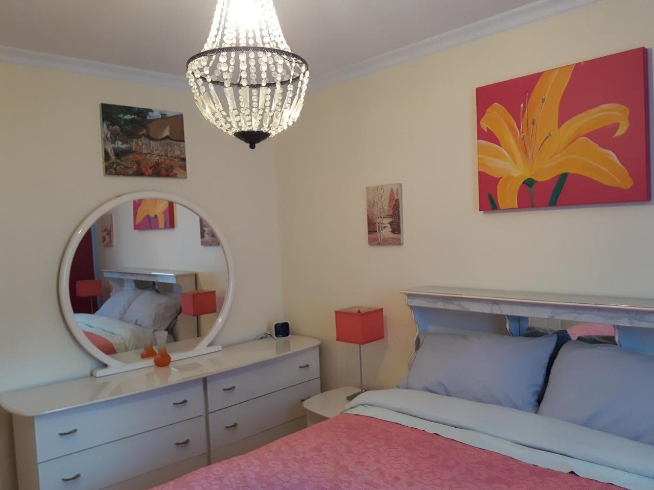 Three Bedroom Holiday Apartment Лонгьой Екстер'єр фото